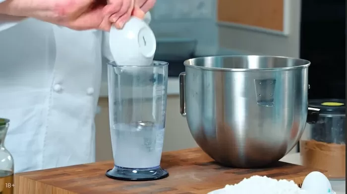 Бабагануш с хрустящими хлебцами - рецепт от Константина Ивлева