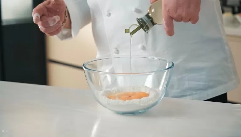 Куриный суп с лапшой - рецепт от Константина Ивлева