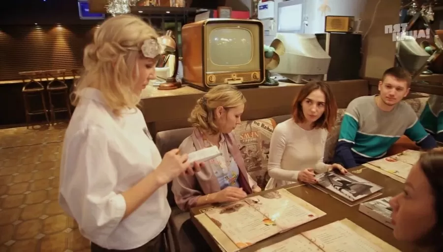 Справилось ли заведение Дежавю с полной посадкой?