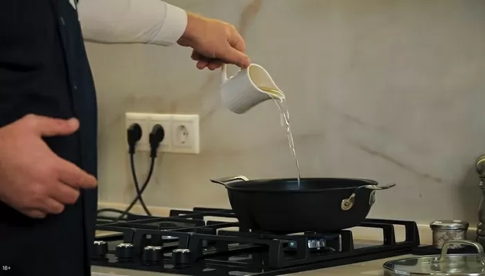 Маринованные шампиноны - рецепт от Константина Ивлева