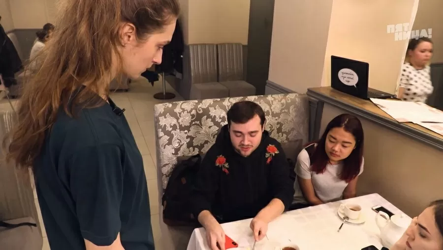 Справилось ли заведение Валисоти с полной посадкой?