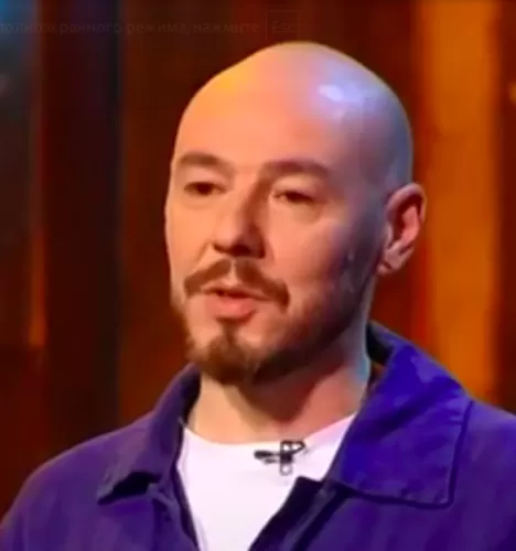 Никита Пирожников — Шеф-повар, участник шоу «Битва шефов» с Ивлевым Никита Пирожников — участник шоу «Битва шефов» с Ивлевым