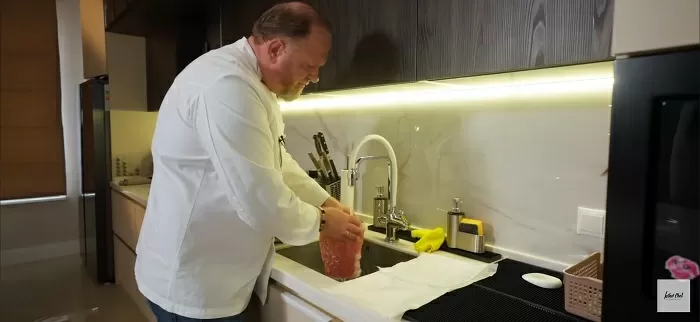 Карпаччо из лосося - рецепт от Константина Ивлева