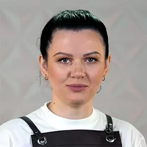 Евгения Русина — , участник шоу «Молодые ножи» с Ивлевым Евгения Русина — участник шоу «Молодые ножи» с Ивлевым