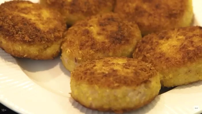 Котлеты куриные - рецепт от Константина Ивлева