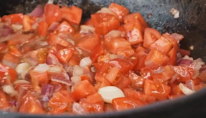 Рагу из курицы в казане - рецепт от Константина Ивлева