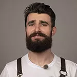 Петрос Воробьев — , участник шоу «Молодые ножи» с Ивлевым Петрос Воробьев — участник шоу «Молодые ножи» с Ивлевым