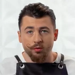 Дмитрий Чернов — , участник шоу «Молодые ножи» с Ивлевым Дмитрий Чернов — участник шоу «Молодые ножи» с Ивлевым