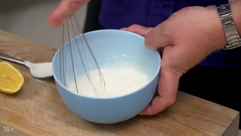 Творожная запеканка - рецепт от Константина Ивлева