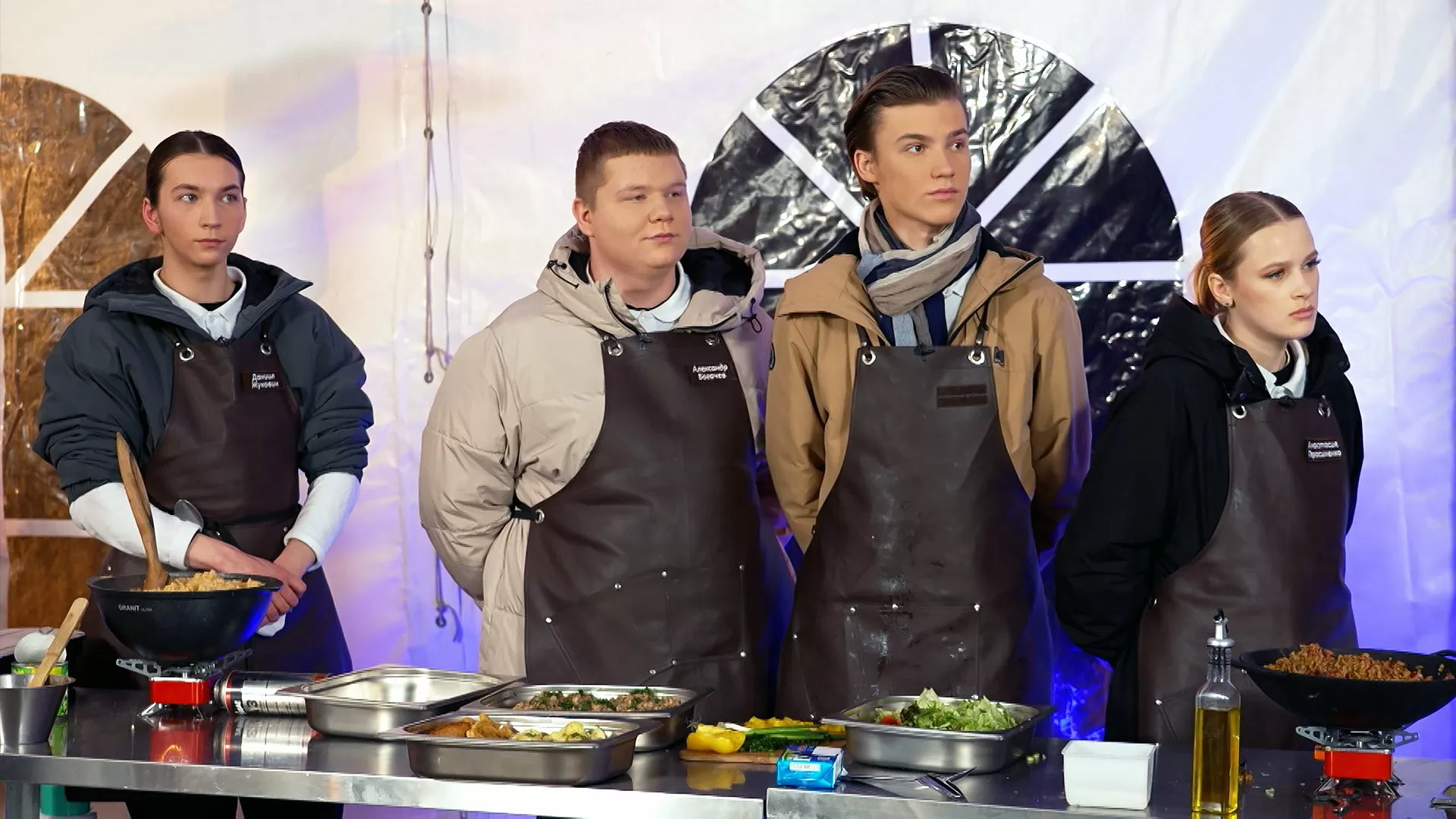 Молодые ножи. Новая кровь. Сезон 1 Серия 8