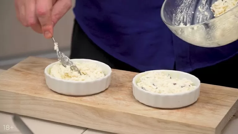 Творожная запеканка - рецепт от Константина Ивлева