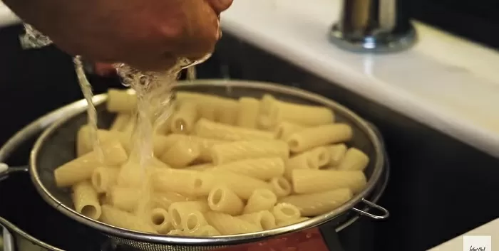 Паста Арабьята с креветками - рецепт от Константина Ивлева