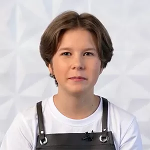 Илона Колесник — участник шоу  «Молодые ножи» с Ивлевым