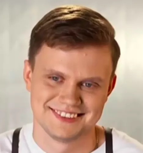 Евгений Тарасов — участник шоу  «Молодые ножи» с Ивлевым