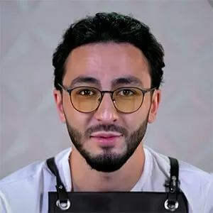 Ахлау Узденов — , участник шоу «Молодые ножи» с Ивлевым Ахлау Узденов — участник шоу «Молодые ножи» с Ивлевым