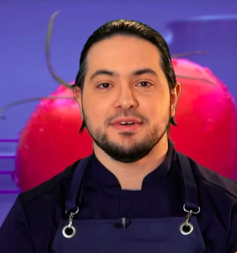 Шариф Гулямов — Шеф-повар, участник шоу «Битва шефов» с Ивлевым Шариф Гулямов — участник шоу «Битва шефов» с Ивлевым