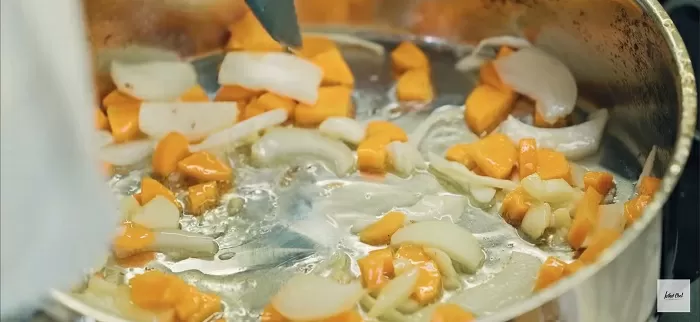 Бигос из мяса и капусты - рецепт от Константина Ивлева