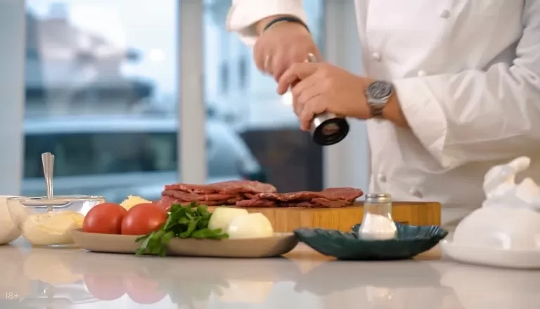 Мясо по-Французски - рецепт от Константина Ивлева