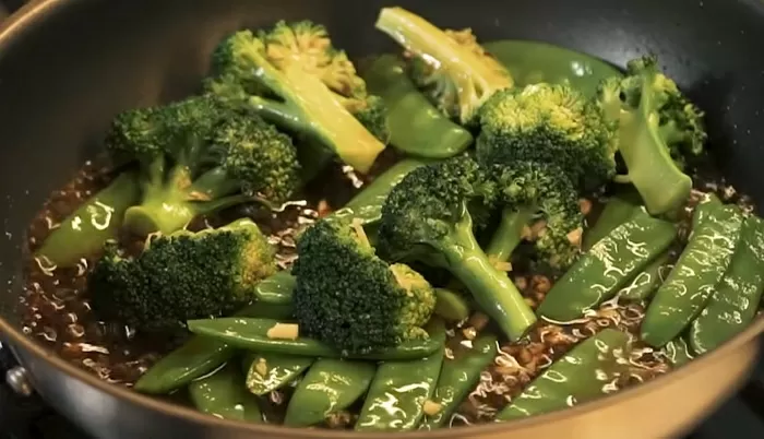 Форель в соусе терияки с овощами - рецепт от Константина Ивлева