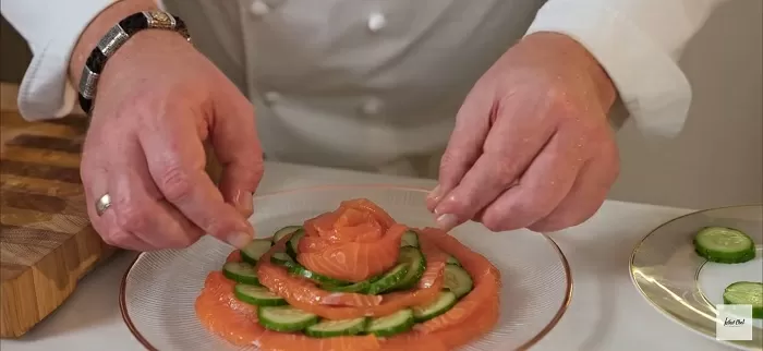 Карпаччо из лосося - рецепт от Константина Ивлева