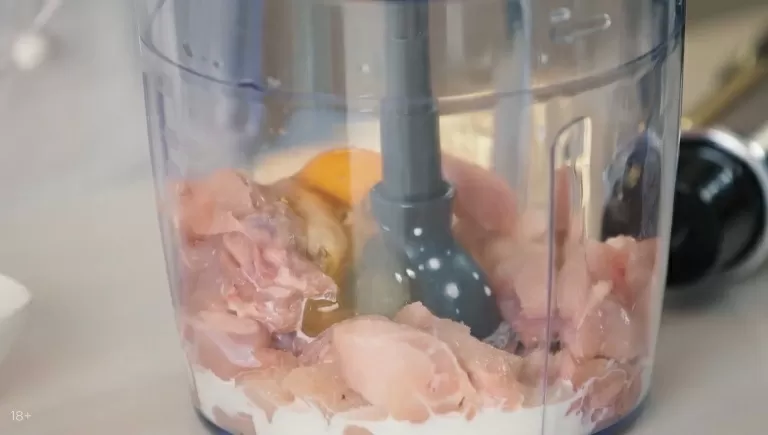 Куриные зразы с грибами и сыром - рецепт от Константина Ивлева