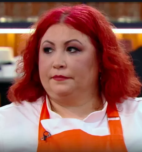 Антония Голуб — , участник шоу «Полная посадка» с Ивлевым Антония Голуб — участник шоу «Полная посадка» с Ивлевым