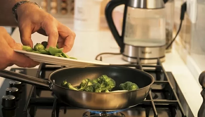 Форель в соусе терияки с овощами - рецепт от Константина Ивлева