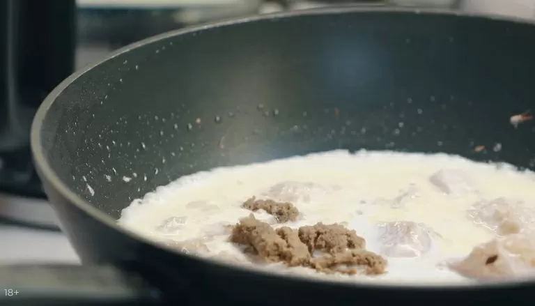 Курица в соусе кари - рецепт от Константина Ивлева