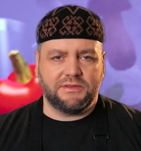 Александр Минаев — , участник шоу «Битва шефов» с Ивлевым Александр Минаев — участник шоу «Битва шефов» с Ивлевым