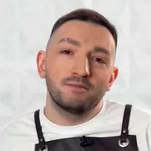 Владислав Петров — , участник шоу «Молодые ножи» с Ивлевым Владислав Петров — участник шоу «Молодые ножи» с Ивлевым