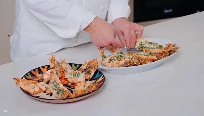 Королевские креветки в духовке - рецепт от Константина Ивлева