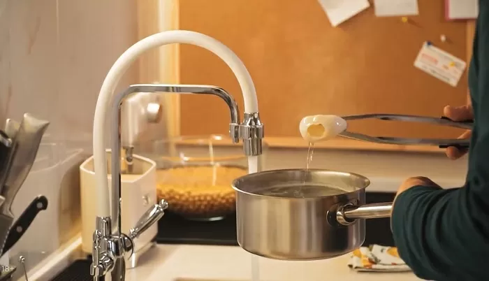 Томленые морепродукты в соусе - рецепт от Константина Ивлева