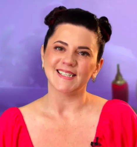 Ольга Демина — , участник шоу «Битва шефов» с Ивлевым Ольга Демина — участник шоу «Битва шефов» с Ивлевым