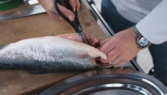 Копченая форель - рецепт от Константина Ивлева