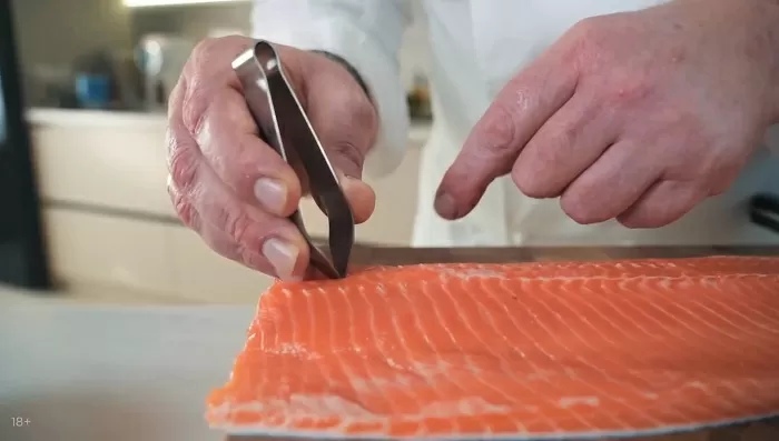 Форель с беконом и фасолью - рецепт от Константина Ивлева