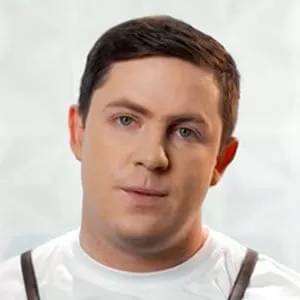 Михаил Власов — участник шоу  «Молодые ножи» с Ивлевым