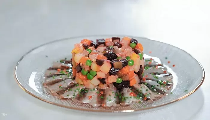 Винегрет с килькой - рецепт от Константина Ивлева