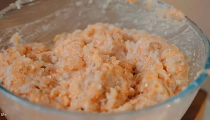 Шашлык из лосося, креветок и кальмаров - рецепт от Константина Ивлева