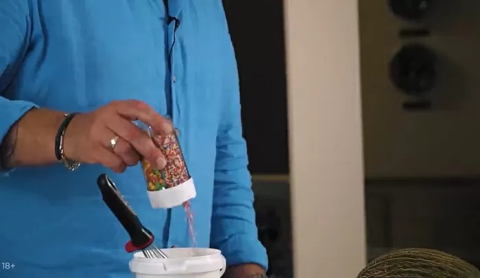 Шоколадное и йогуртовое фондю - рецепт от Константина Ивлева