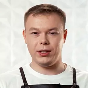 Михаил Семухин — , участник шоу «Молодые ножи» с Ивлевым Михаил Семухин — участник шоу «Молодые ножи» с Ивлевым