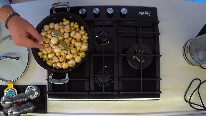 Маринованные шампиноны - рецепт от Константина Ивлева