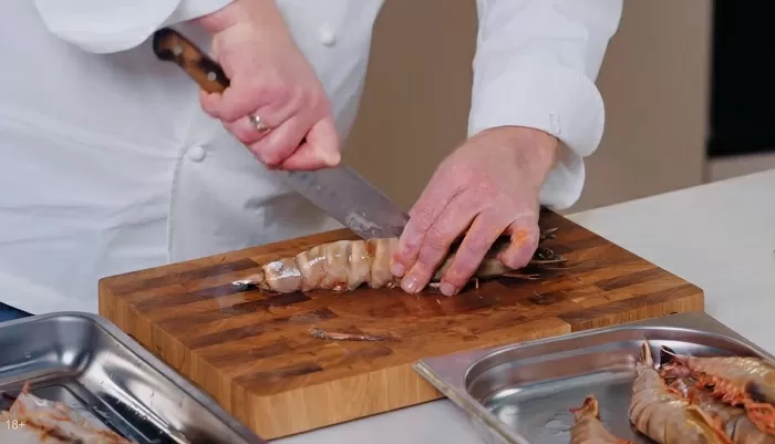 Королевские креветки в духовке - рецепт от Константина Ивлева