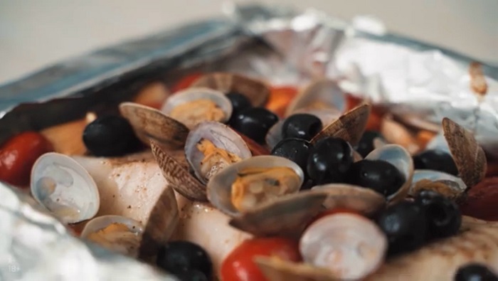 Треска с вонголе - рецепт от Константина Ивлева