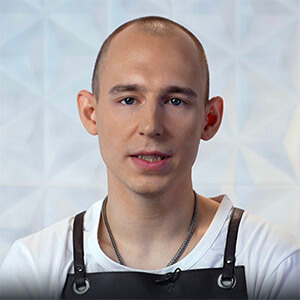 Артем Иванов