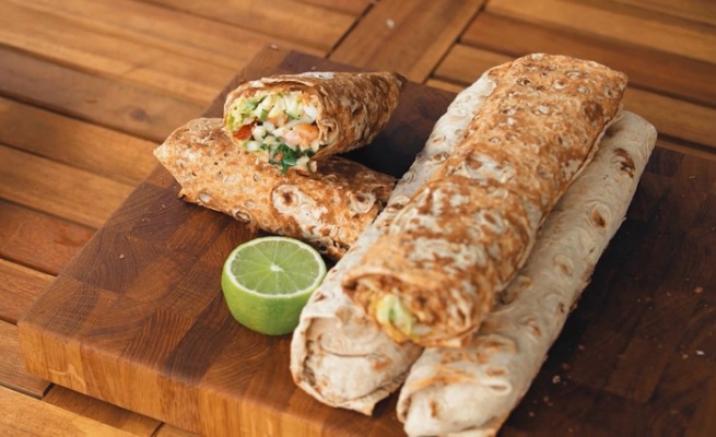 Шаурма с креветками и кальмарами - рецепт от Константина Ивлева