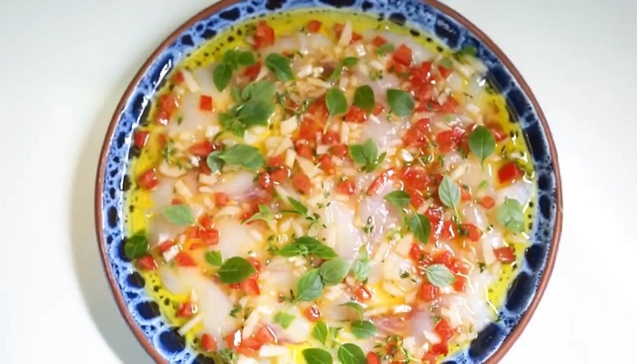 Карпаччо из сибаса - рецепт от Константина Ивлева