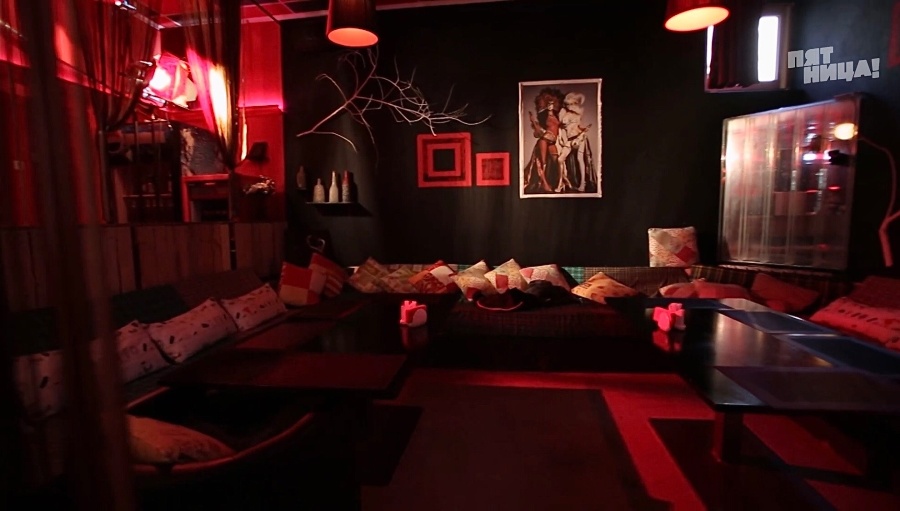 Почему Red?