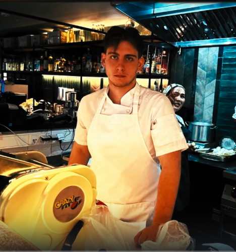 Егор Захарьящев