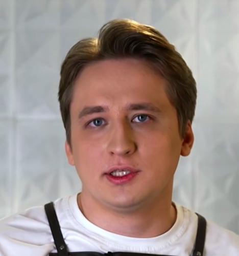 Александр Олонцев — участник шоу  «Молодые ножи» с Ивлевым