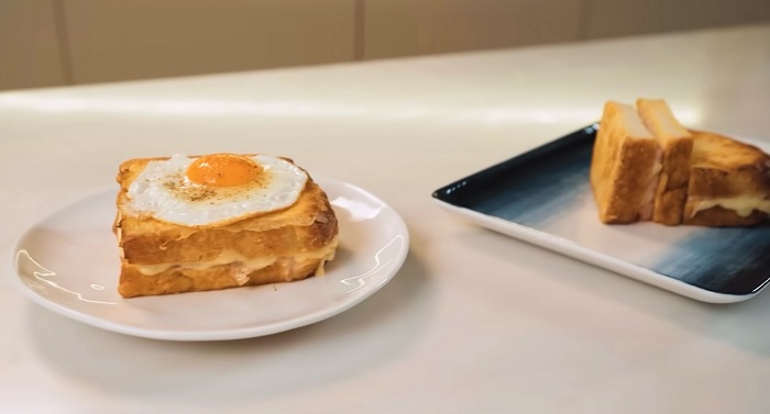 Крок-мадам и крок-месье - рецепт от Константина Ивлева